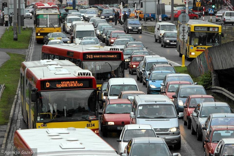 Korek samochodowy w mieście